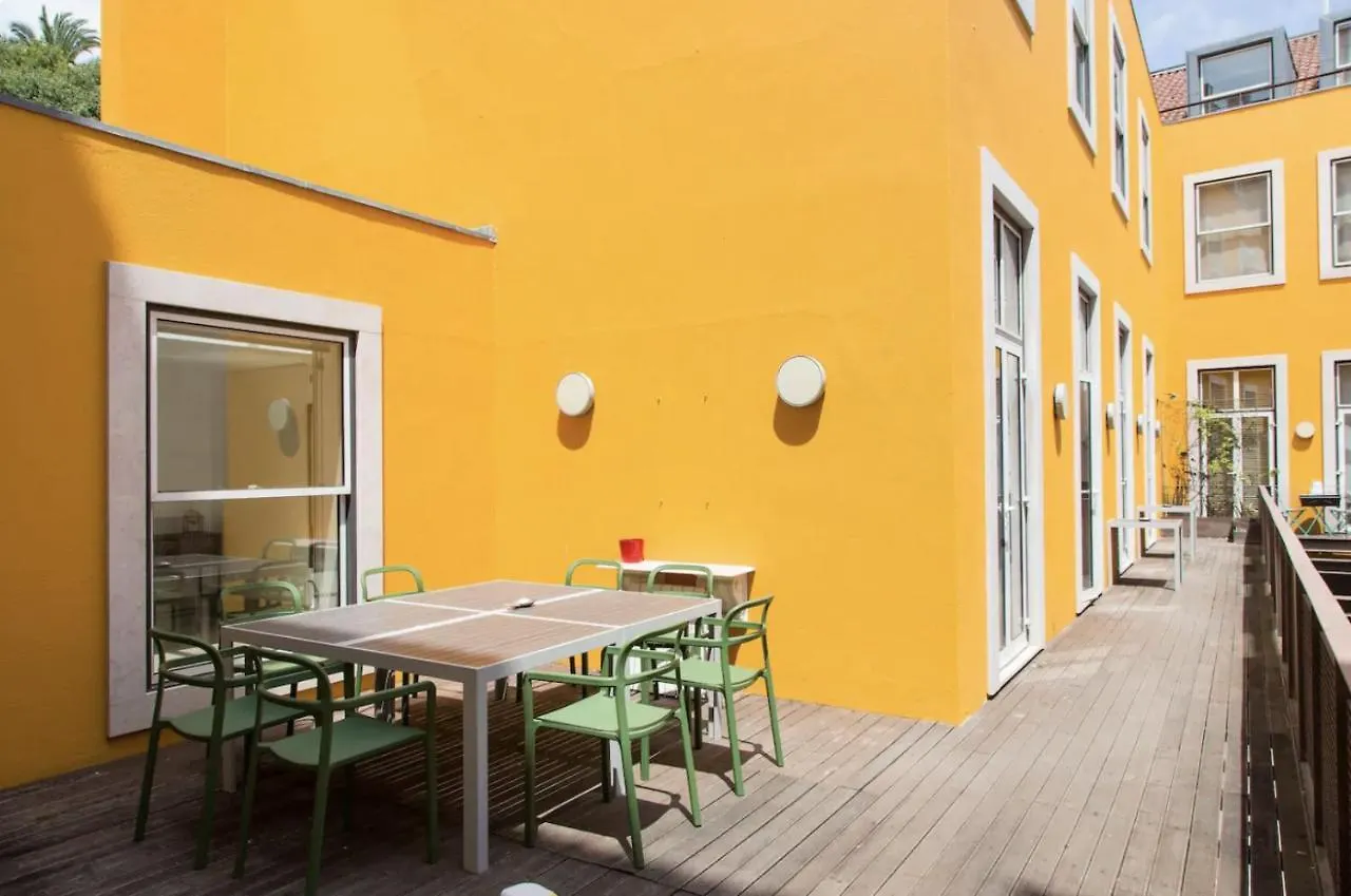 리스본 Beautiful 3-Story House In Chiado With A 40M² Private Terrace 아파트 0*,