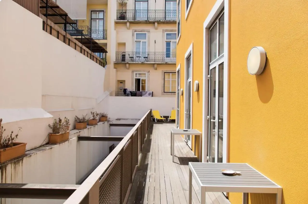 리스본 Beautiful 3-Story House In Chiado With A 40M² Private Terrace 아파트 포르투갈