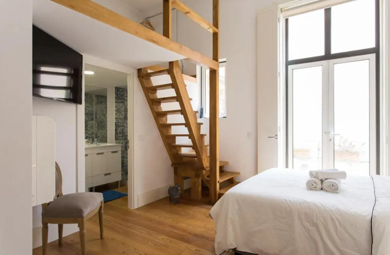 리스본 Beautiful 3-Story House In Chiado With A 40M² Private Terrace 아파트